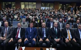 Ulaştırma Bakanı: Sosyal medya kullanım süresi son derece ciddiyetle ele alınmalı