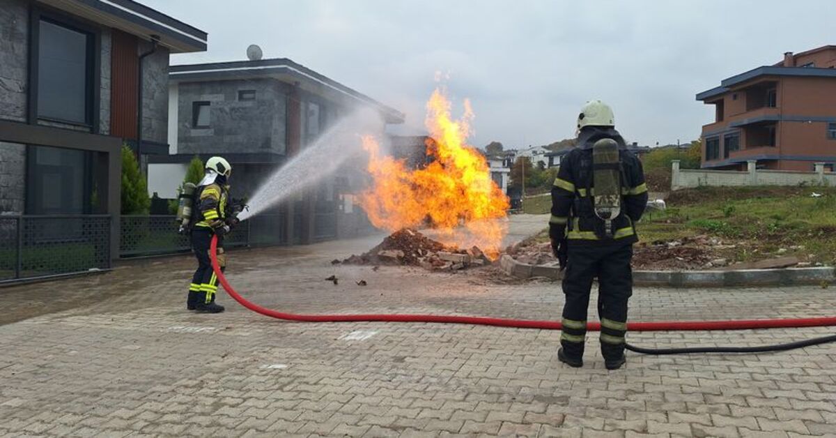 Başiskele’de iş makinesi doğal gaz borusunu deldi