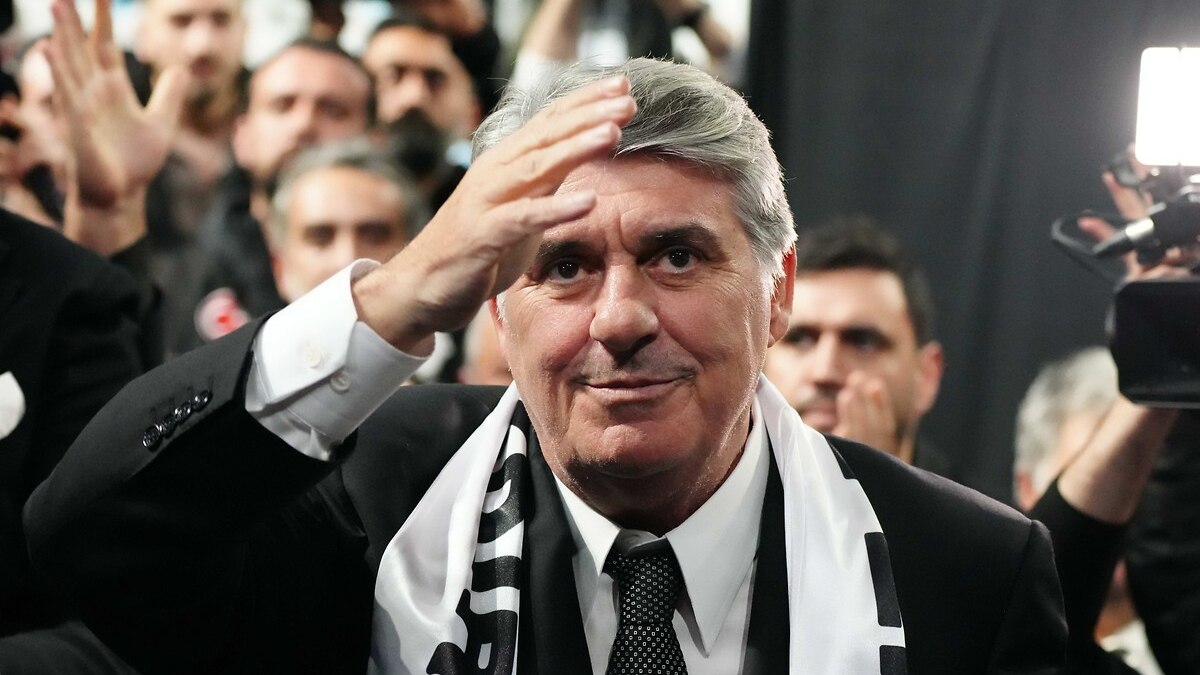 Serdar Adalı, hastanede tedavi altına alındı