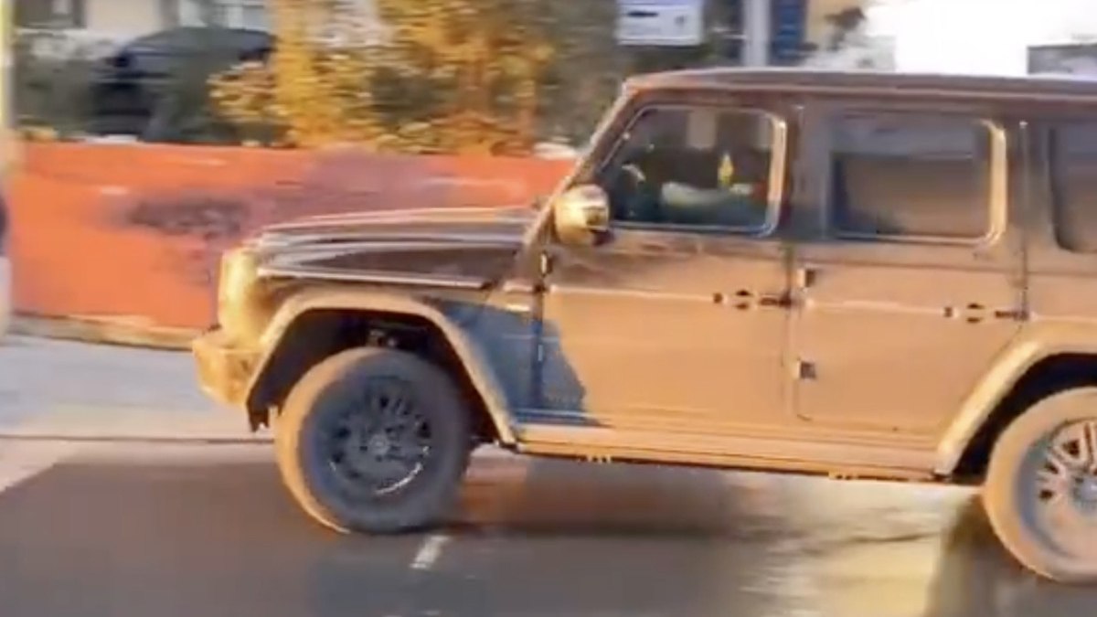 Sosyal medyanın gündemindeki çakarlı araç sürücüsü