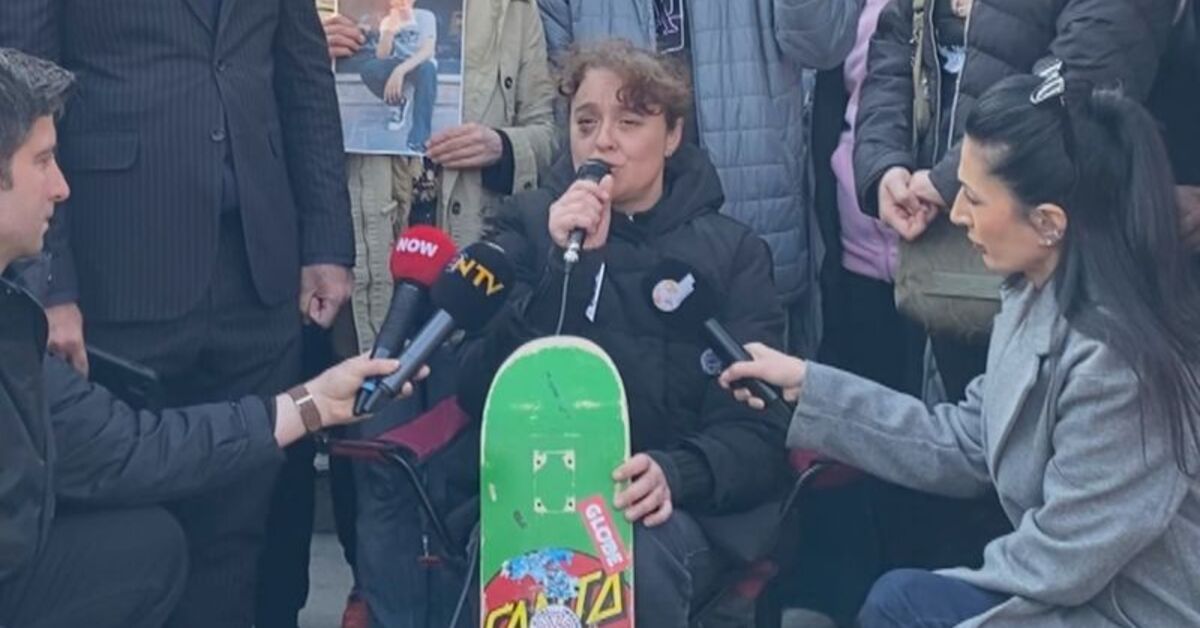 Kadıköy’de bıçaklanarak hayatını kaybeden Ahmet’in annesi: Adaleti sağlayana kadar bu dünyadan gitmeyeceğim