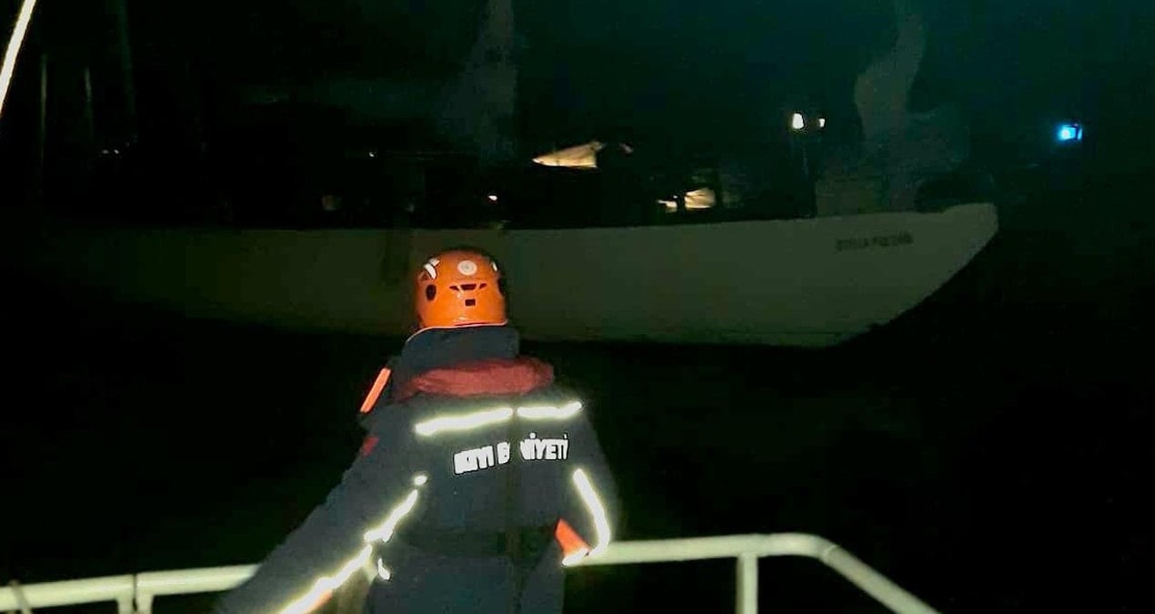 Sarıyer açıklarında arızalanan tekne kurtarıldı