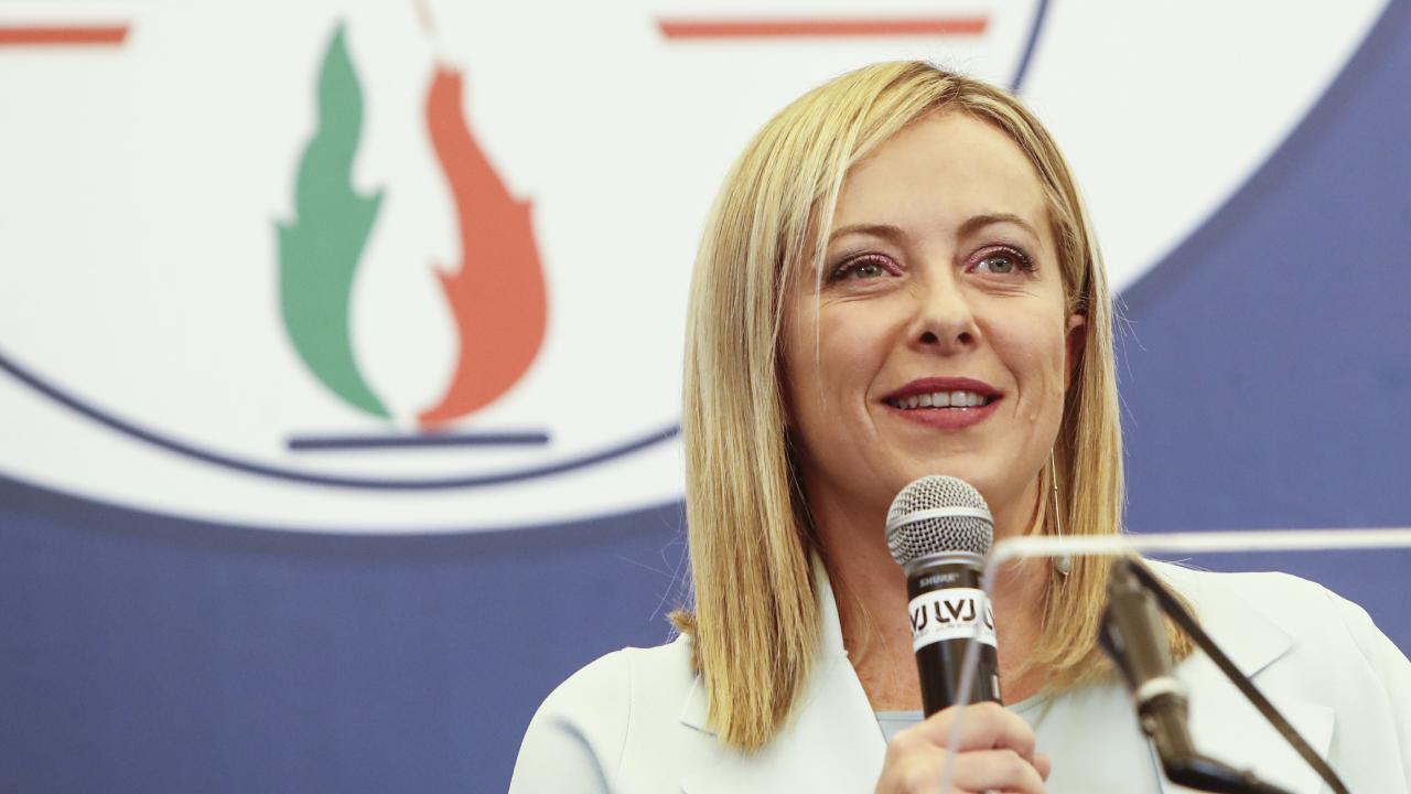 İtalya, ABD’nin AB’ye gümrük tarifeleri getirmesinin “yanlış” olduğu görüşünde