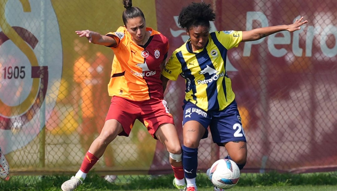 KadÄ±n futbolunda derbi: Galatasaray-FenerbahÃ§e maÃ§Ä±nda kazanan Ã§Ä±kmadÄ±